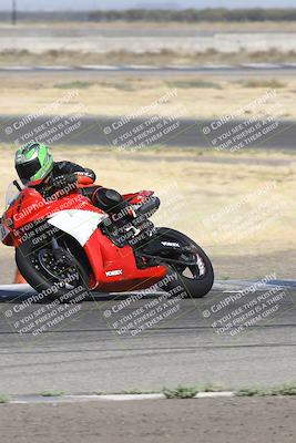 media/Sep-07-2024-Pacific Track Time (Sat) [[9bb89f5e83]]/B group/Phone Wall Papers 920am/